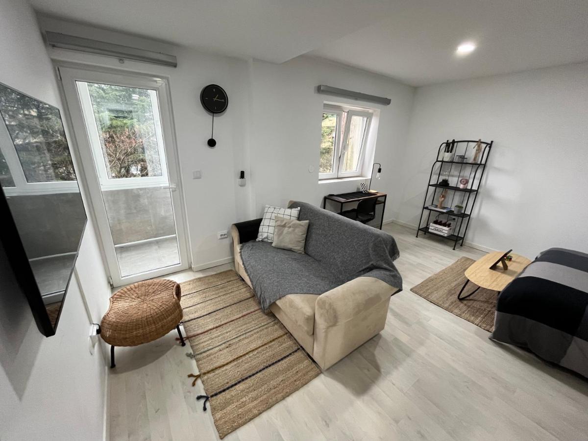 Apartamento Apartamento 3 Min Da Av Liberdade - Remodelado Braga Exterior foto